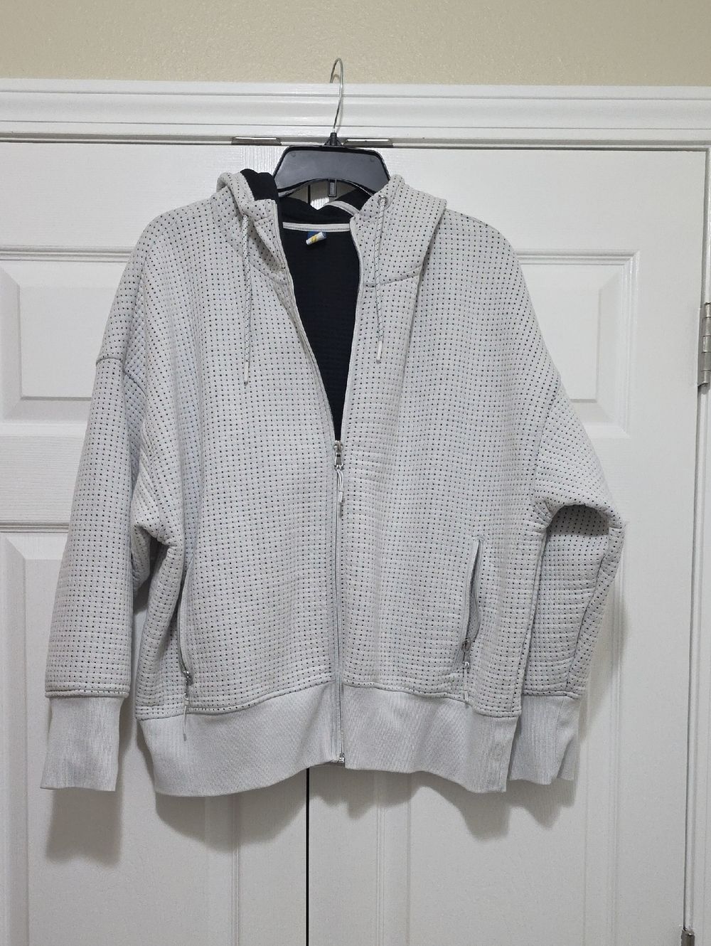 Light Gray/White Women'sZip-Up Hooded Sweater